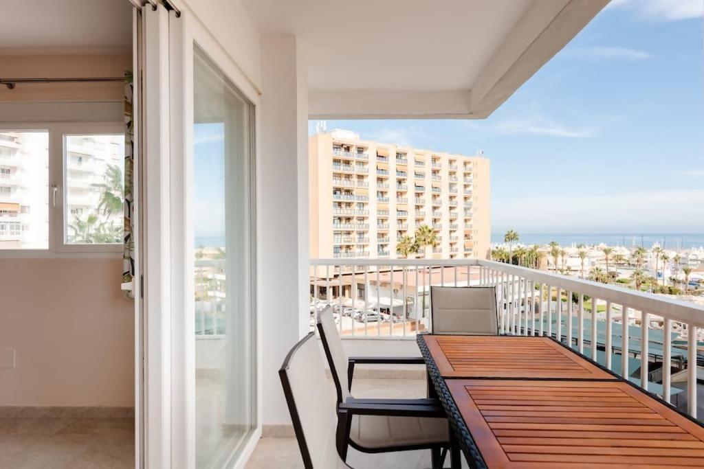 Апартаменти Amplio Con Vistas Al Mar Y Piscina En Бенальмадена Екстер'єр фото