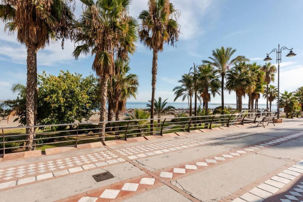 Апартаменти Amplio Con Vistas Al Mar Y Piscina En Бенальмадена Екстер'єр фото